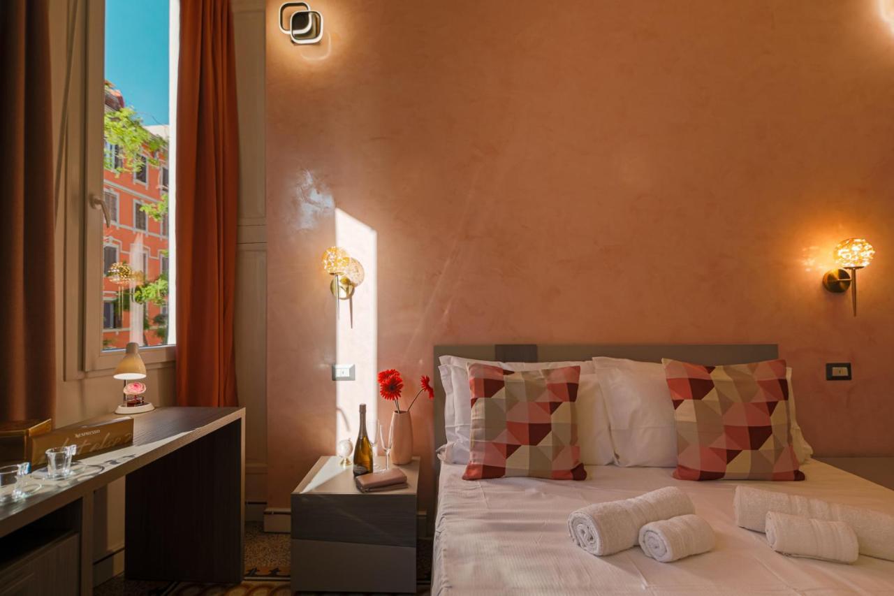 Erreggi Luxury Rooms Róma Kültér fotó