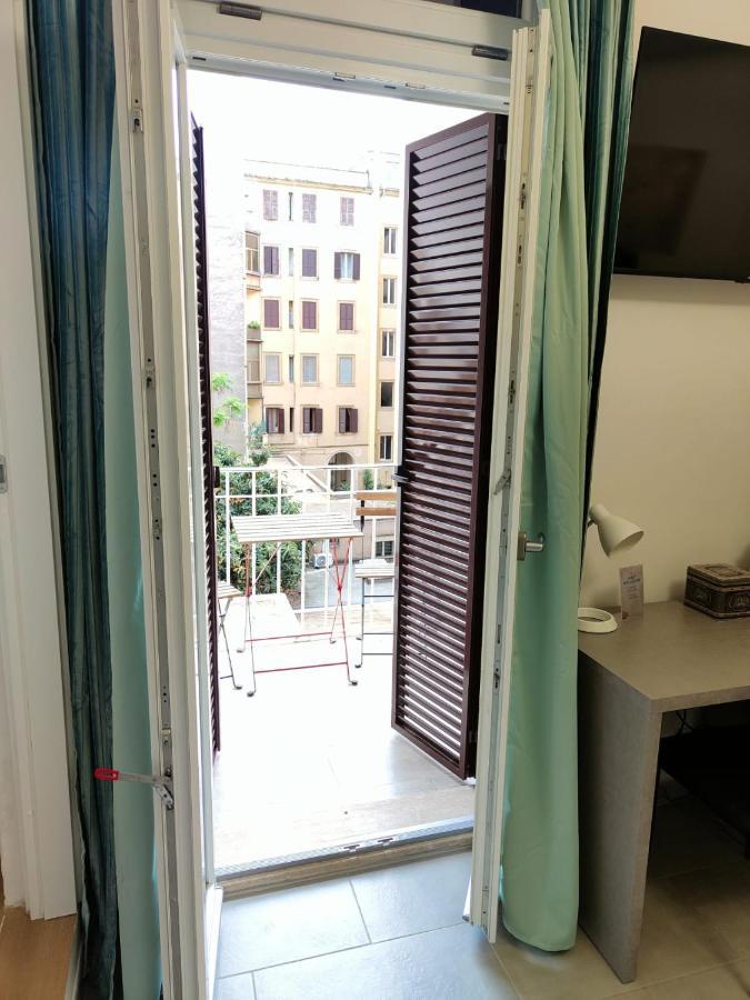 Erreggi Luxury Rooms Róma Kültér fotó